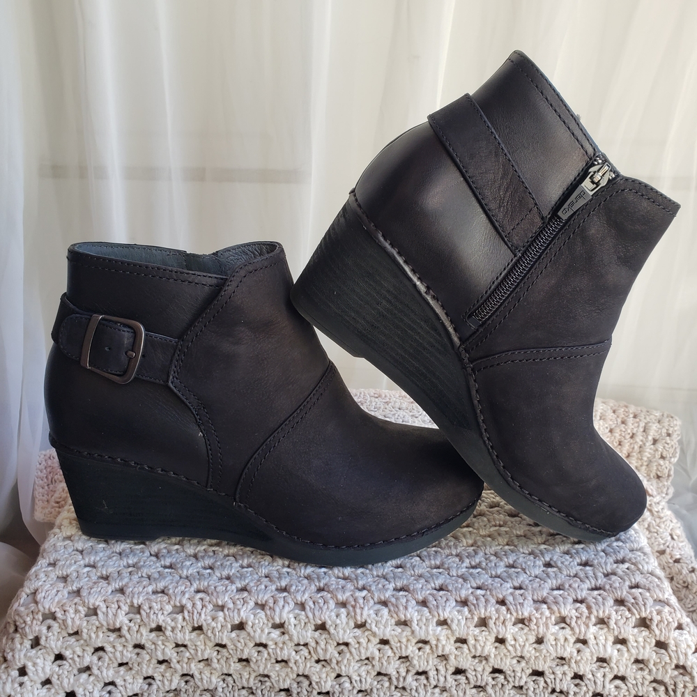 Dansko Shirley Nubuck Black Wedge Ankle Boots